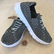 Load image into Gallery viewer, Memory Foam Sneakers
